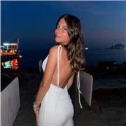 Cercate un'insegnante con la quale non sentirvi a disagio? Sono qua per voi!